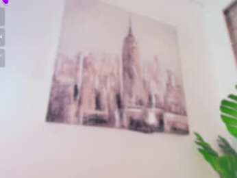 estefanyy_ webcam model stream image