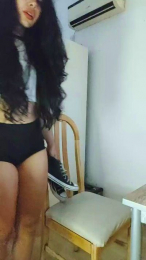 ShaniArgentina webcam model stream image