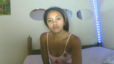 emme42 webcam model stream image