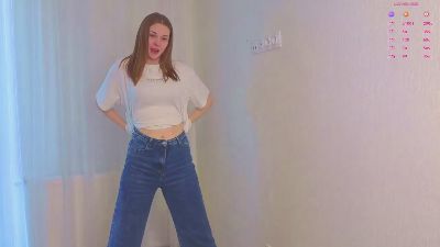 LoyceYanagi webcam model stream image