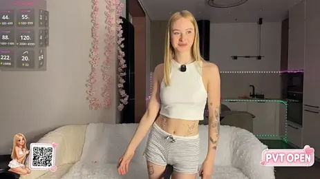 BlondieBoom webcam stripchat model stream image