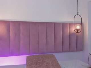 dulce-small webcam model stream image