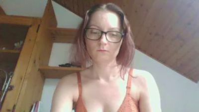 QueenDiva30 webcam model stream image