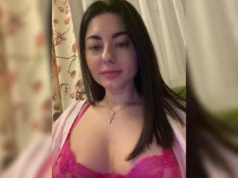 _AB_runette webcam model stream image
