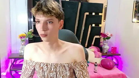 Stefany_PiInk webcam model stream image