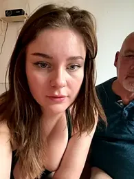 MaribelRiver webcam model stream image