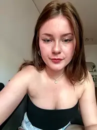 MaribelRiver webcam stripchat model stream image