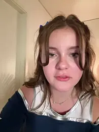 MaribelRiver webcam model stream image