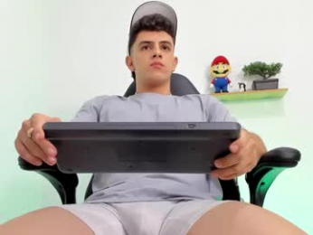 mikecooper_ webcam model stream image