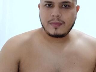 Ryan Mctominay webcam model stream image