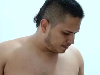 Ryan Mctominay webcam model stream image