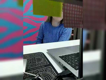 Xo4y-Tpax webcam model stream image