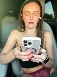 lunagirl13 webcam model stream image