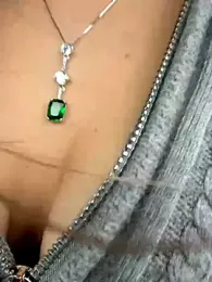 lunagirl13 webcam model stream image