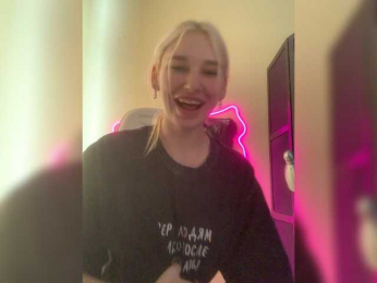 EvelinaKiss webcam model stream image