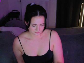 kissy3missy webcam model stream image