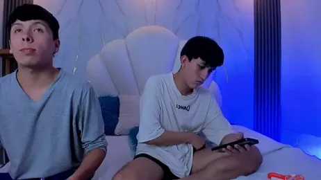 hoot_booys_ webcam stripchat model stream image