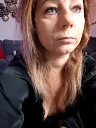 AngelaDesires webcam model stream image