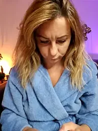 AngelaDesires webcam model stream image