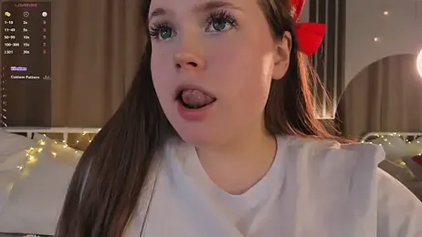 SunnyRisha webcam model stream image