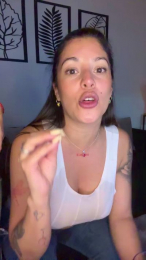 flor_aura30 webcam model stream image