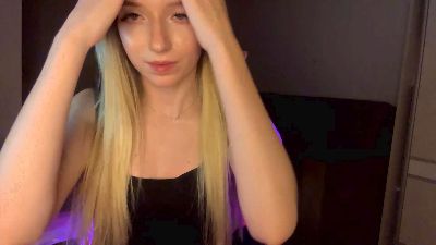 TianaRolls webcam model stream image