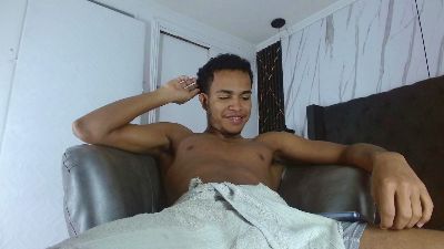 Axton_Vera webcam model stream image