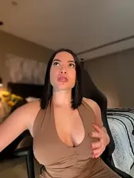 HannaBeckett webcam stripchat model stream image