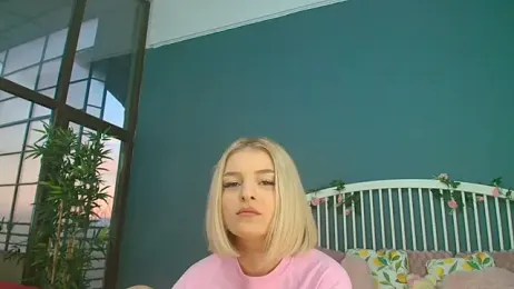 AlicePirs webcam stripchat model stream image