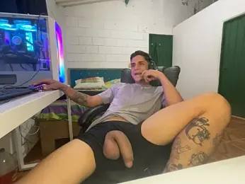 Max_TheHorseDick webcam stripchat model stream image