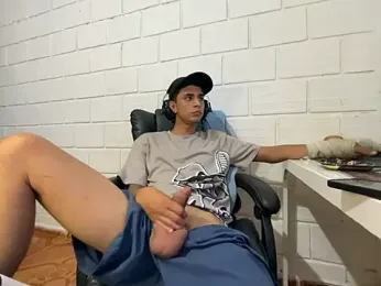 Max_TheHorseDick webcam stripchat model stream image