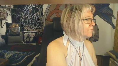 Titten_Luder webcam model stream image