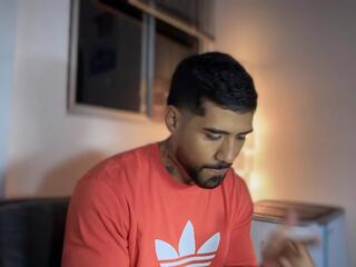 Myke Sthetic webcam model stream image