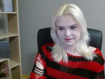 SweetLilyxo webcam model stream image
