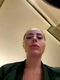 EmaSalis webcam model stream image