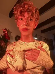 lyamthommpson webcam stripchat model stream image