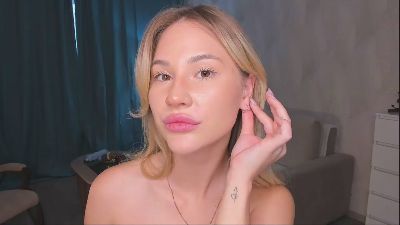 LibbieKarella webcam cam4 model stream image