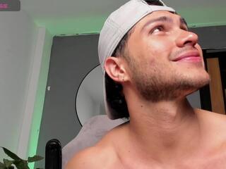 Camilo Flores webcam model stream image