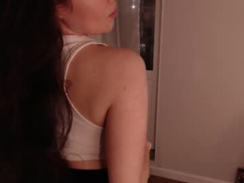 in_yan webcam model stream image