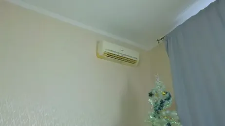 Cowell_Adelina webcam model stream image