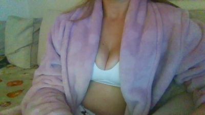 XHoneyBlossomX webcam model stream image