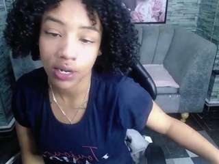 violeth-b webcam model stream image