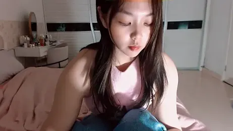 Miu1_girl webcam model stream image
