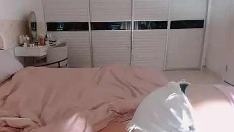 Miu1_girl webcam model stream image