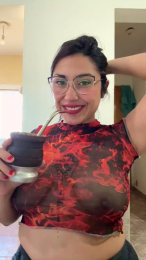 Momii28 webcam model stream image