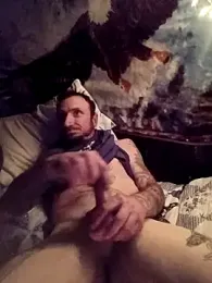 Mrluckstick webcam model stream image