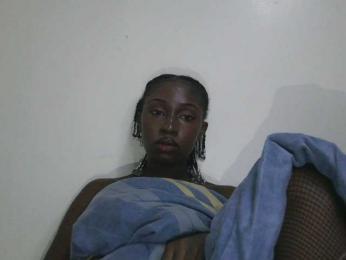 Boughie-birdy webcam model stream image