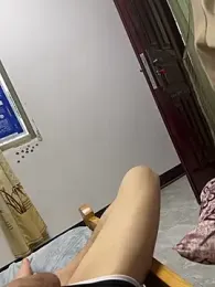 CM100412 webcam stripchat model stream image
