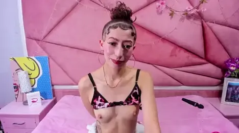 LilithCooperr_ webcam model stream image