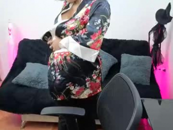 emilyriskhot webcam model stream image